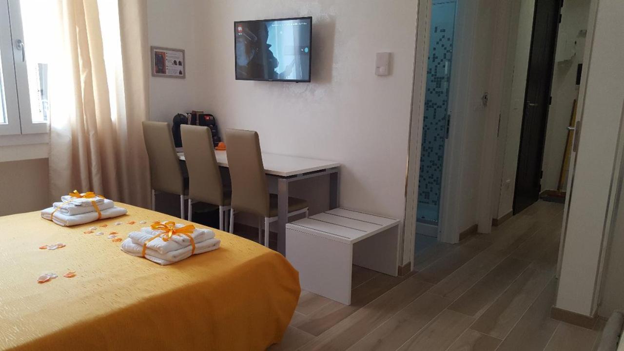 Martina'S House Hotel Порто Чезарео Екстериор снимка
